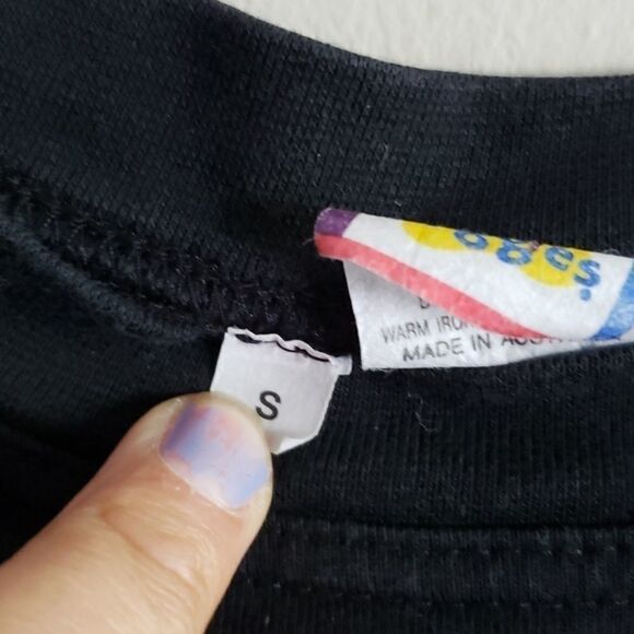 Official The Wiggles Merch Black Tee Shirt - Picture 5 of 5